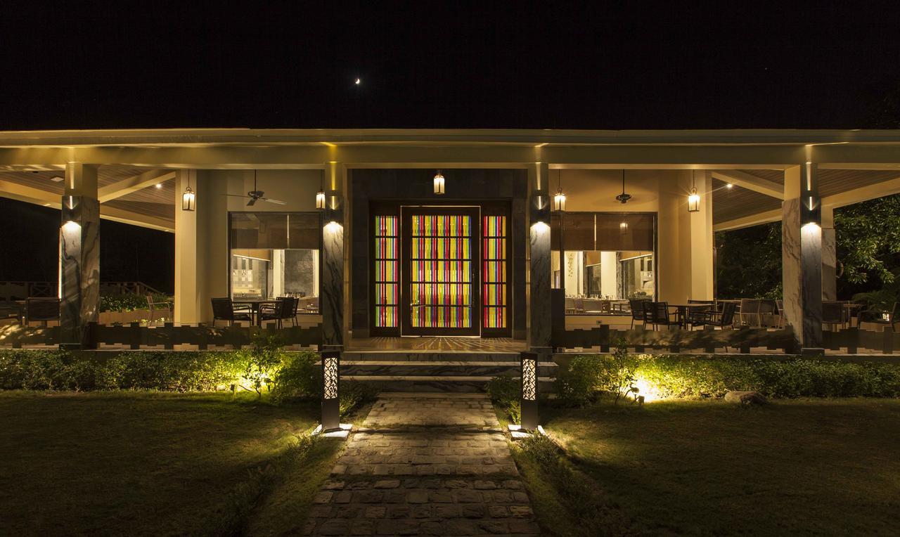 Hotel Lemon Tree Premier, Corbett Rāmnagar Exterior foto